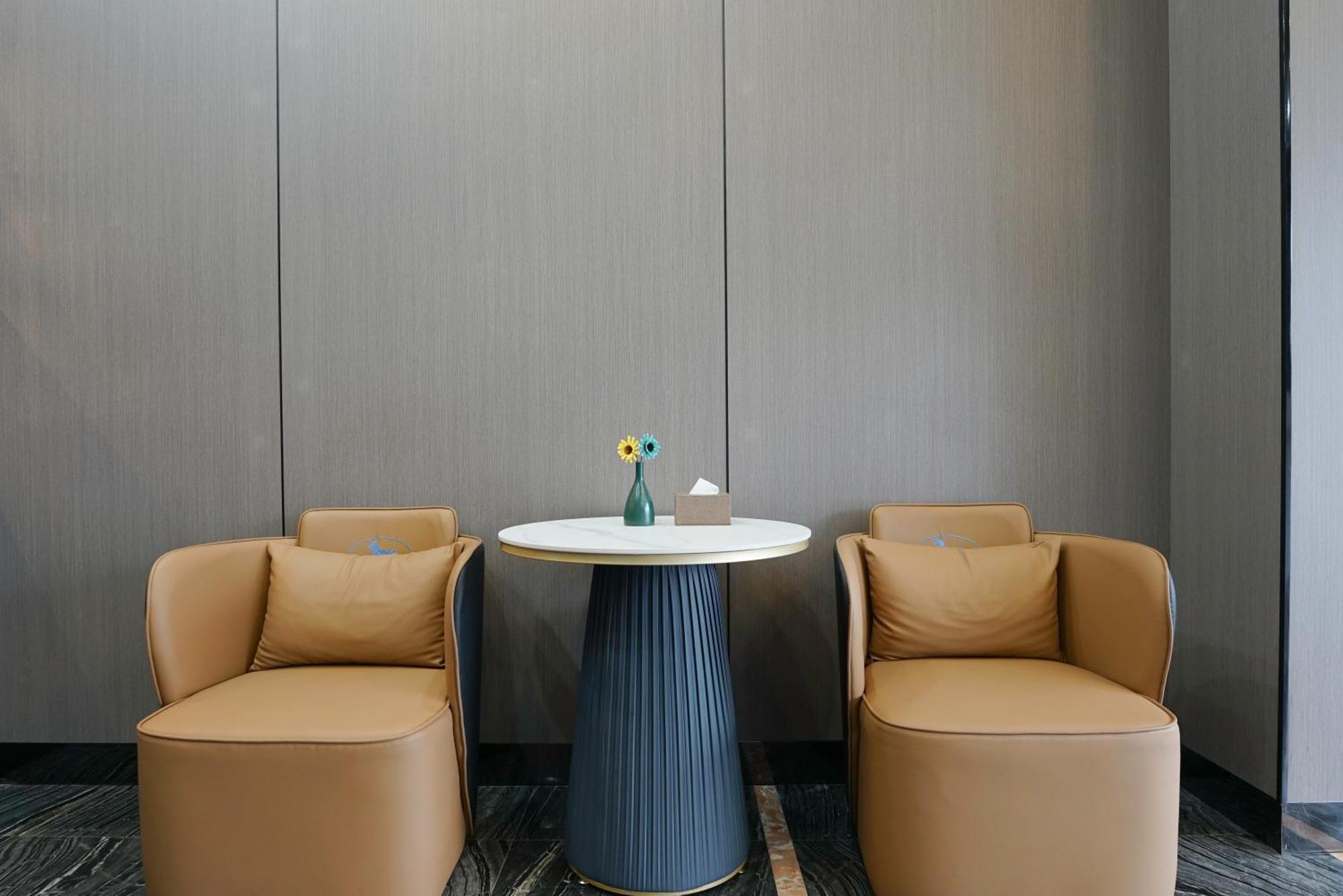 Paco Hotel Tianhe Coach Terminal Metro Satation Guangzhou-Free Shuttle Bus For Canton Fair מראה חיצוני תמונה