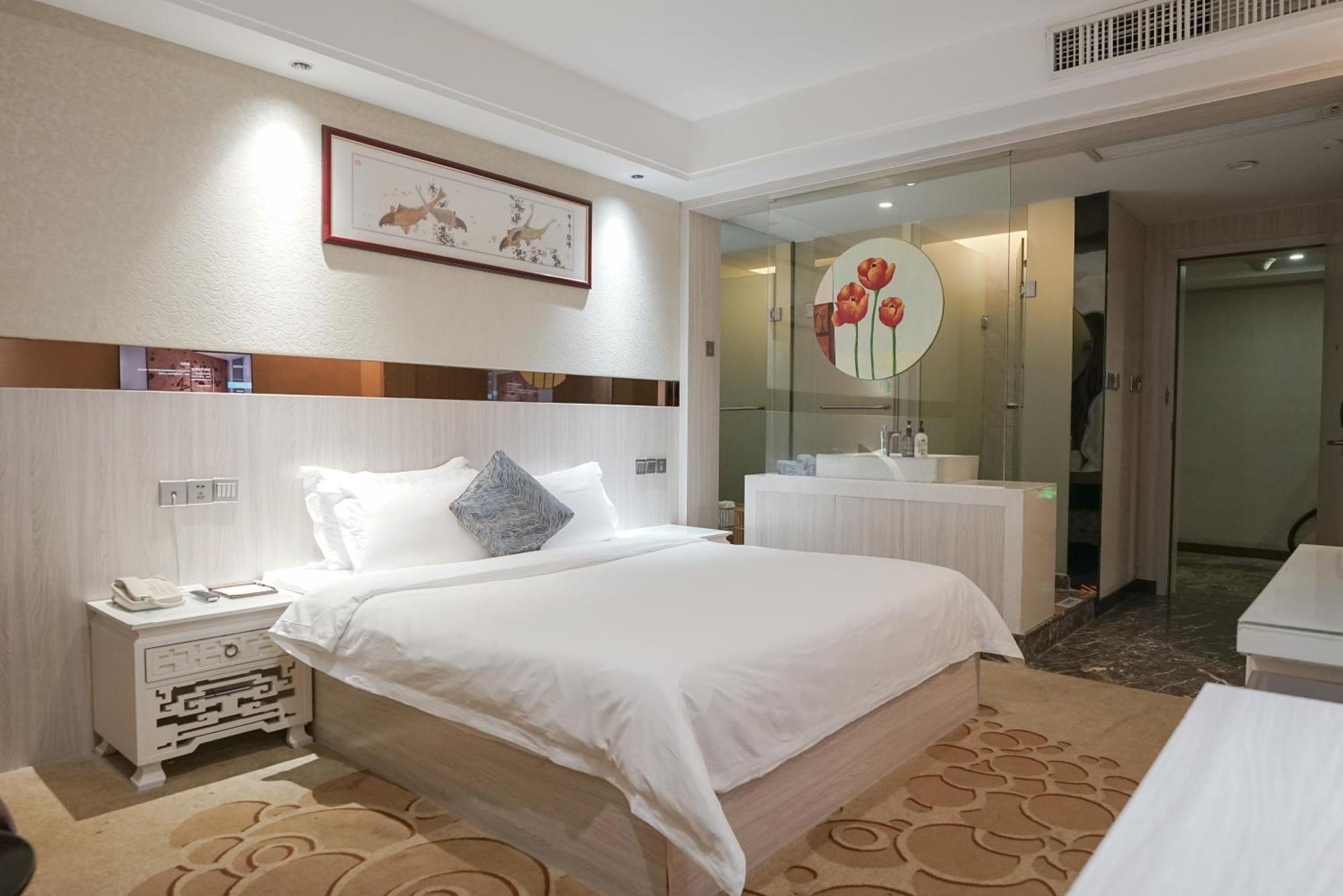 Paco Hotel Tianhe Coach Terminal Metro Satation Guangzhou-Free Shuttle Bus For Canton Fair מראה חיצוני תמונה